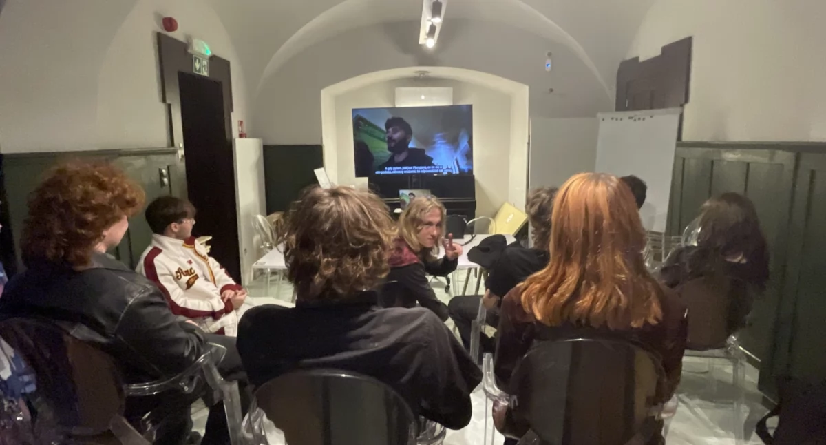 Filmowy reportaż w Adebarze. Dziś o mrocznych kulisach przemysłu mody