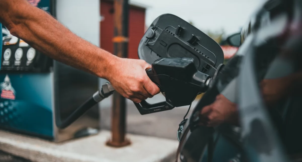 Jakie dodatkowe usługi oferują dostawcy kart paliwowych?