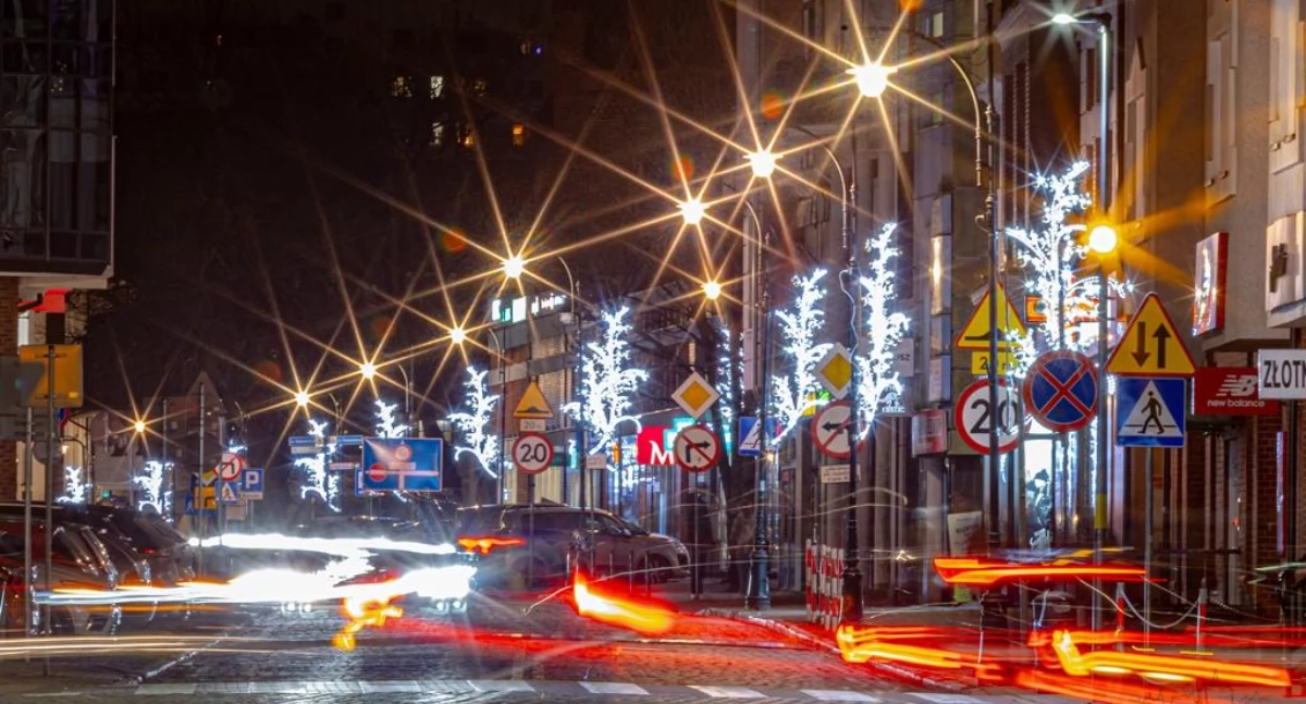 Kto udekoruje miasto na święta? Ten sam oferent, wyższa kwota