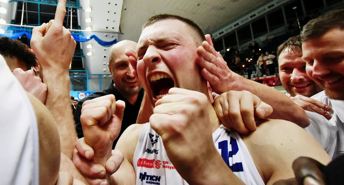 Kotwica Port Morski Kołobrzeg z kolejnym zwycięstwem. Pokonała Eneę Basket Poznań [zdjęcia]