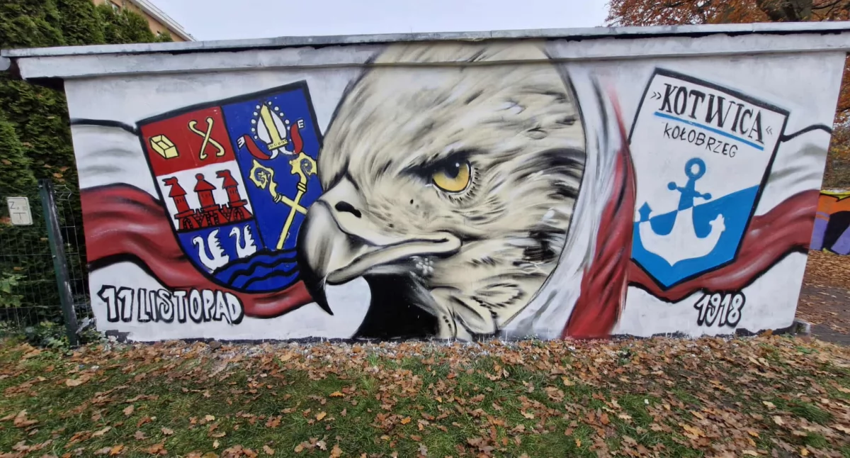 Patriotyczny mural z okazji Święta Niepodległości. Tutaj można go zobaczyć