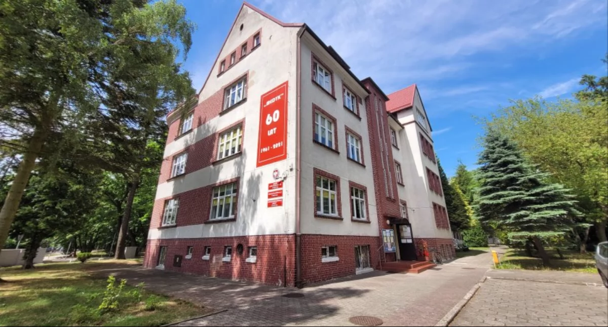 Atrakcyjne kierunki szkolenia - Zespół Szkół Policealnych Medyk