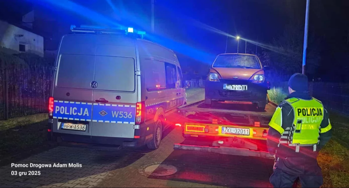 Potrącona kobieta trafiła do szpitala. Zatrzymano trzech mężczyzn