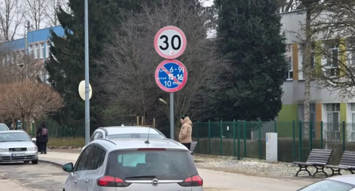Kiss and ride pod szkołami. Miasto sprawdzi, gdzie można wyznaczyć miejsca krótkiego postoju