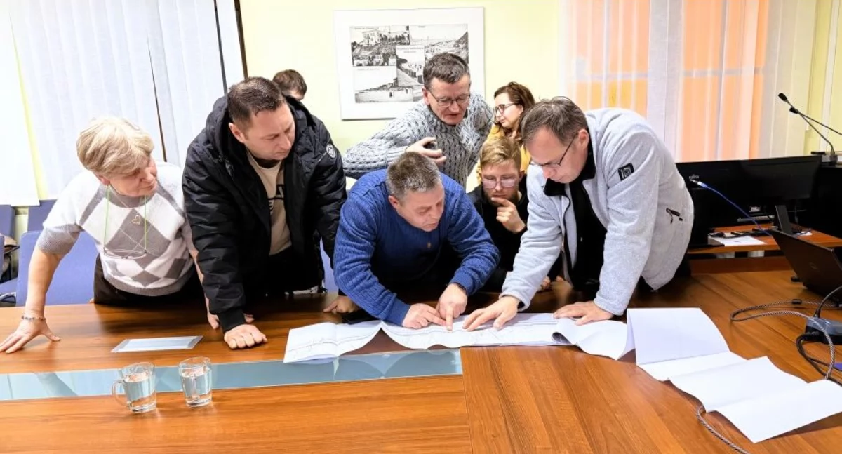 Budowa drogi pieszo-rowerowej coraz bliżej. Mieszkańcy wciąż mogą zgłaszać uwagi