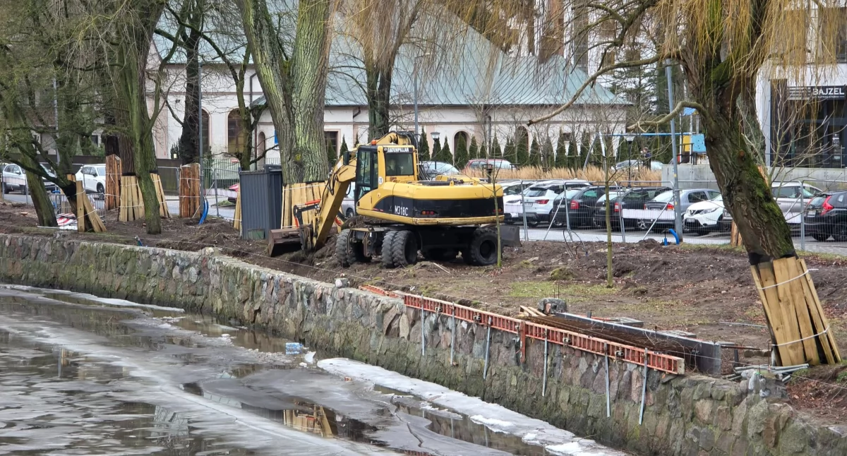 Kiedy wrócą prace przy bulwarach nad Parsętą? Nadal trwa porządkowanie formalności