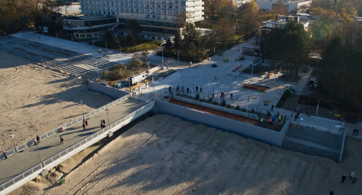 Dwie działki, 450 metrów, widok na Bałtyk. Tak ma wyglądać miejska sauna na plaży
