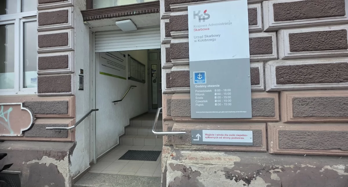 Fałszywe maile od urzędu. KAS ostrzega przed oszustami