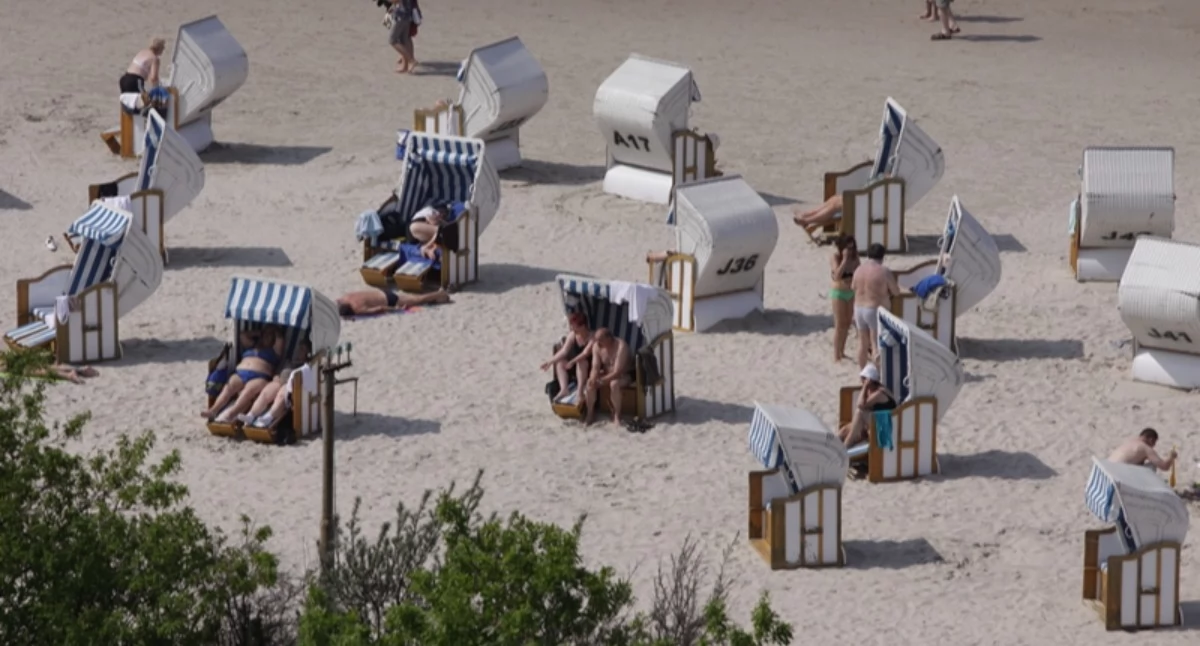 Przetarg: dzierżawa części plaży dla usług wypożyczania sprzętu plażowego