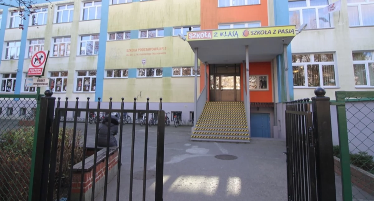 Edukacyjny pat. Gmina zerwała porozumienie, miasto kontroluje rekrutację do podstawówek