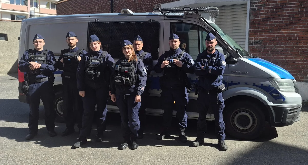 Więcej patroli na ulicach. Młodzi policjanci rozpoczęli służbę