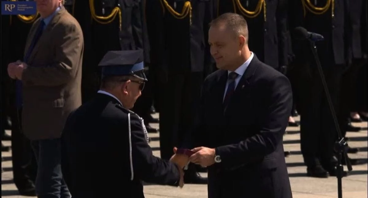 Strażak w OSP Stary Borek odznaczony Krzyżem Świętego Floriana