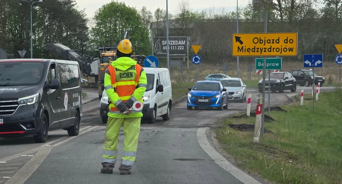 Uwaga kierowcy! Spore utrudnienia przy wjeździe na S6
