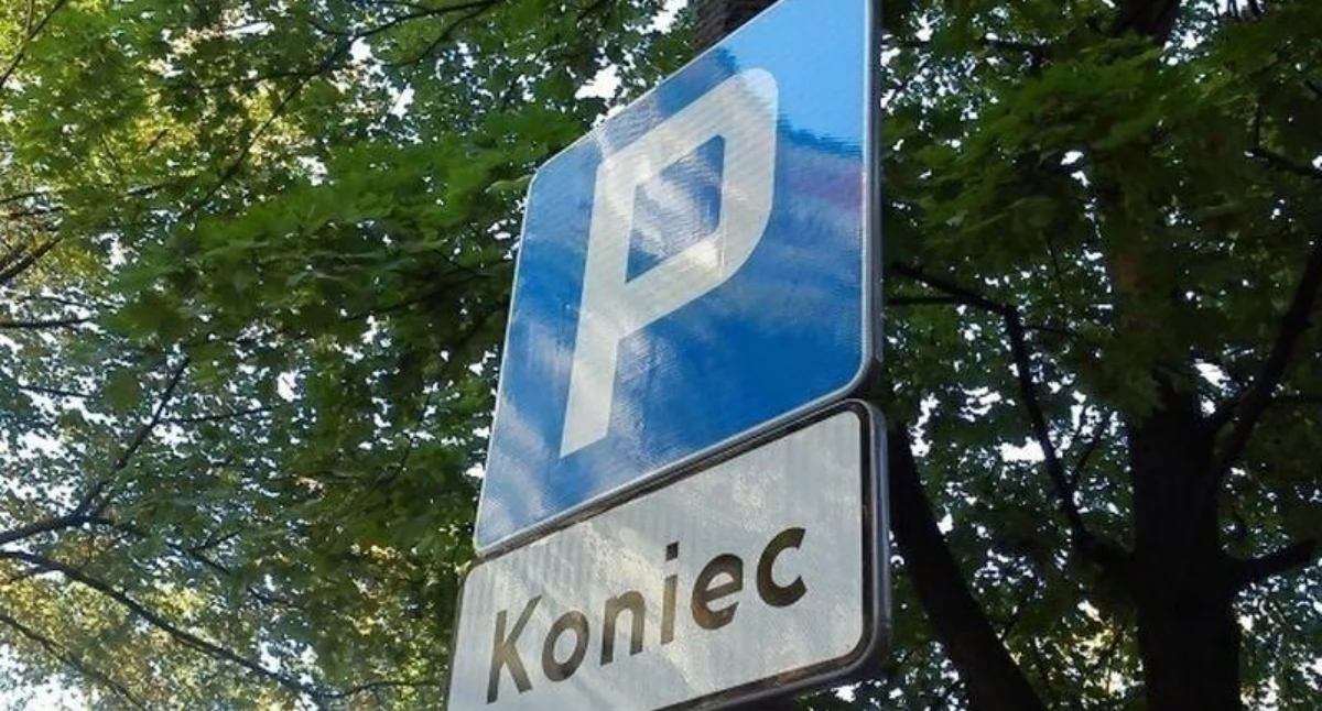 Ruszyła sezonowa strefa parkowania. Sprawdź, gdzie trzeba zapłacić
