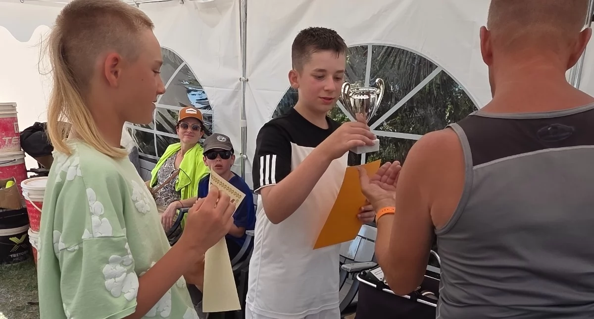 Natan Łukarski z kolejnym sukcesem. Młody tenisista z Kołobrzegu wywalczył srebro