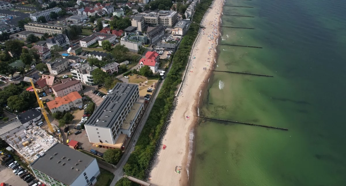 Małe miejscowości nad morzem – dokąd wybrać się na city break?
