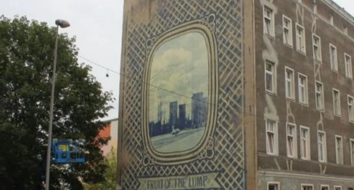 Śmieci zamienia w skarb, blokowiska w opowieść. OST BLOK w Galerii Nurt