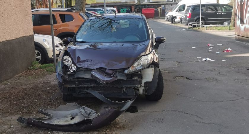 Kolizja na ulicy Unii Lubelskiej w Kołobrzegu. Były chwilowe utrudnienia w ruchu