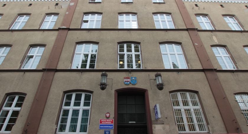 Radni zwolnili restauratorów z opłat za koncesję na alkohol