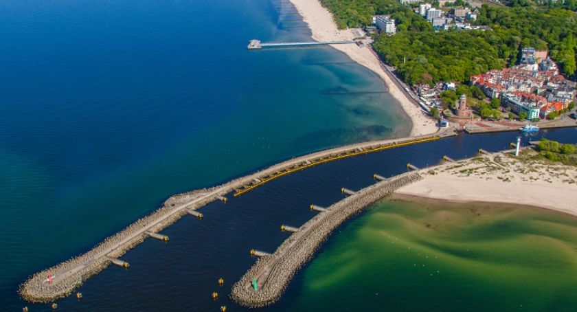 Ratunkowe KołoBrzeg. Nowa piosenka kołobrzeskich muzyków