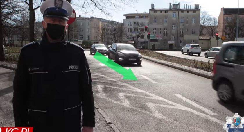 Zobacz czy jako kierowca popełniasz ten błąd. Policjant radzi i wyjaśnia