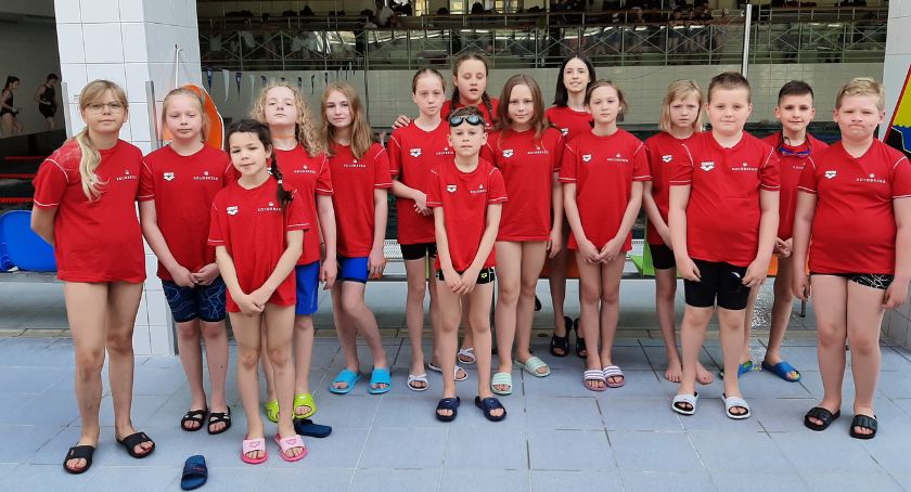 Pływacy MKP z medalami na zawodach w Koszalinie