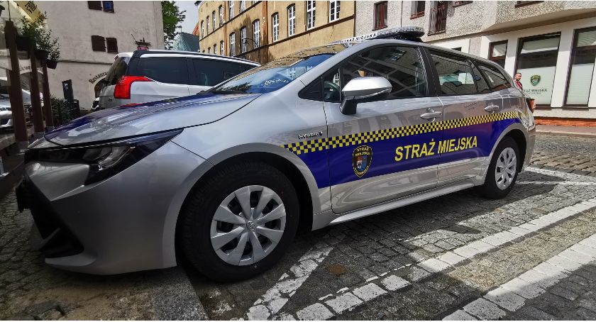 Nowa toyota Straży Miejskiej wyruszyła na pierwszy patrol (foto)