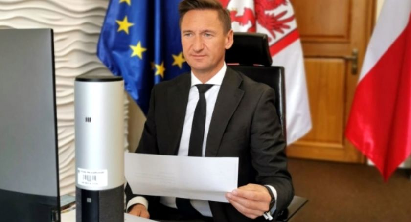 Raport o stanie regionu przyjęty. 