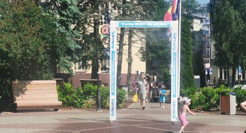 Miejskie wodociągi stawiają kurtyny wodne. Będą w czterech miejscach