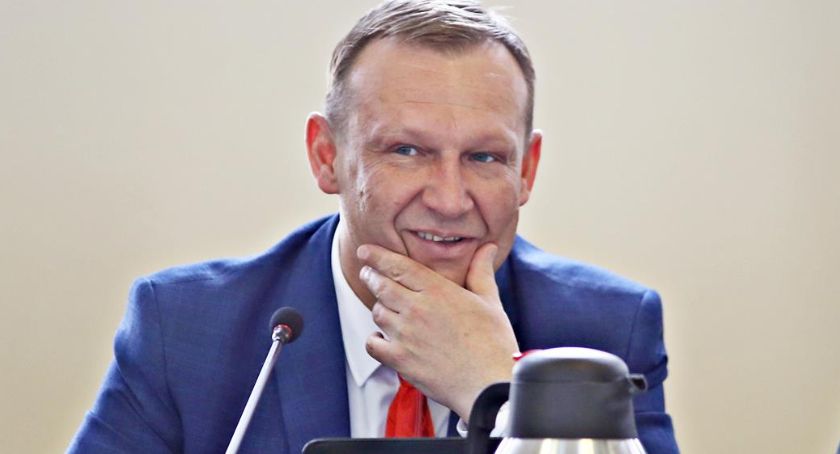 Powstanie kodeks etyki radnego? Dąbkowski „zgrillowany” na sesji Rady Miasta