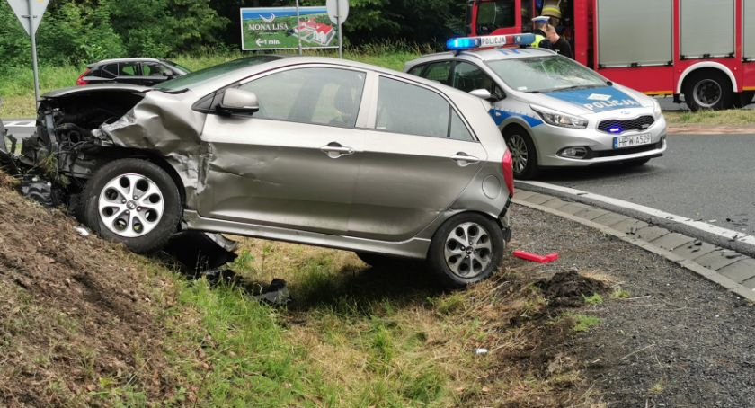 Wypadek na krajowej 11 (foto)