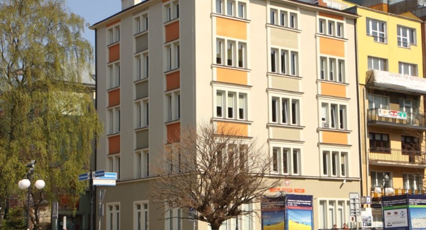 Wydział Komunikacji otwarty od poniedziałku. W pierwszych dniach „ograniczona liczba osób”