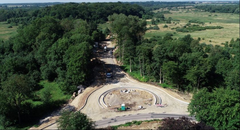 Drogowe obejście Trzebiatowa coraz bliżej finału. Trwa budowa trzeciego odcinka