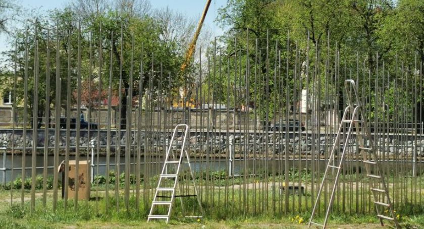 Miasto demontuje Ławicę i żąda zwrotu pieniędzy za instalację. To 80 tys. zł  ​