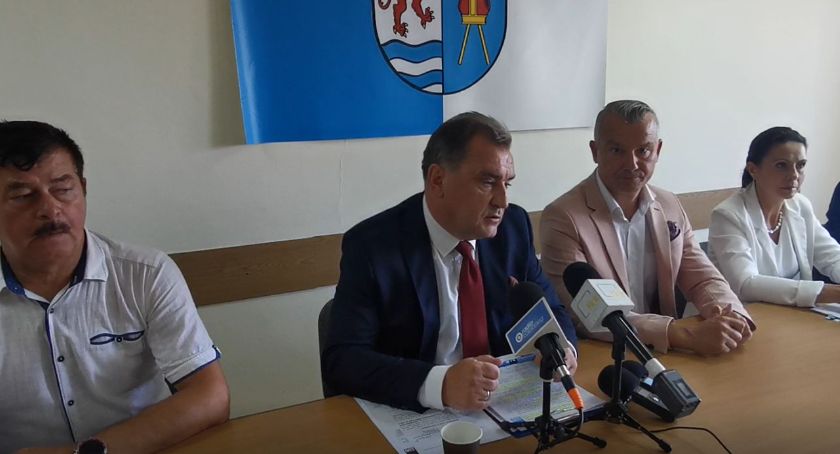 Gryf znowu idzie pod młotek. Zarząd powiatu zapowiada kolejny przetarg (video)