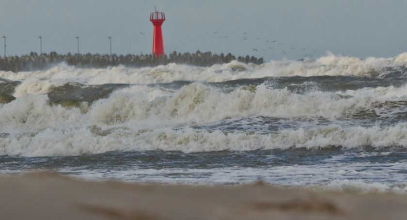 Pogoda w Kołobrzegu. Silny wiatr i możliwe burze