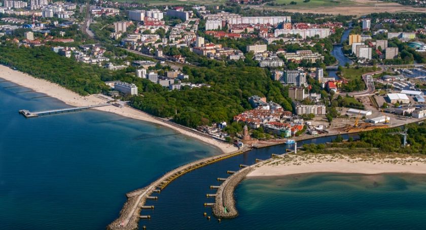 Kontrole w tysiącach nadmorskich obiektów. Skarbówka sprawdzała paragony i kasy fiskalne