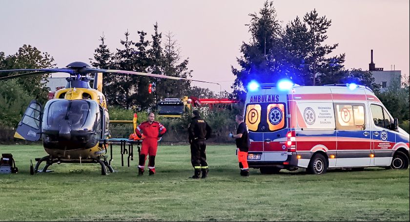Wieczorna interwencja śmigłowca ratunkowego w Kołobrzegu 