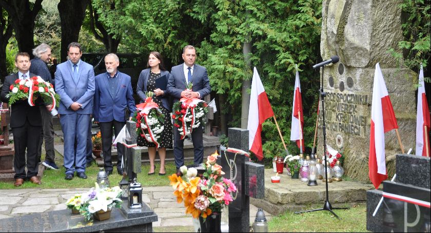 UczcIli pamięć śp. płk. SG Mieczysława Zygmunta 