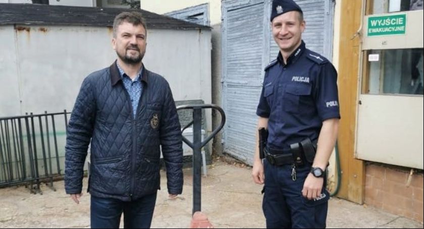 Akcja policji - zabytkowa kotwica nielegalnie wystawiona na sprzedaż trafiła do muzeum