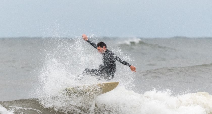 Startują Mistrzostwa Pomorza Zachodniego w Surfingu