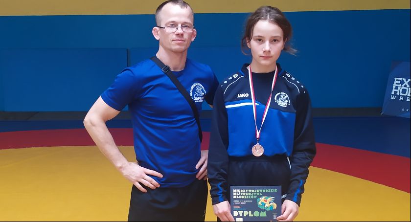 Udany start zawodnicziki UKS Zapasy Kołobrzeg