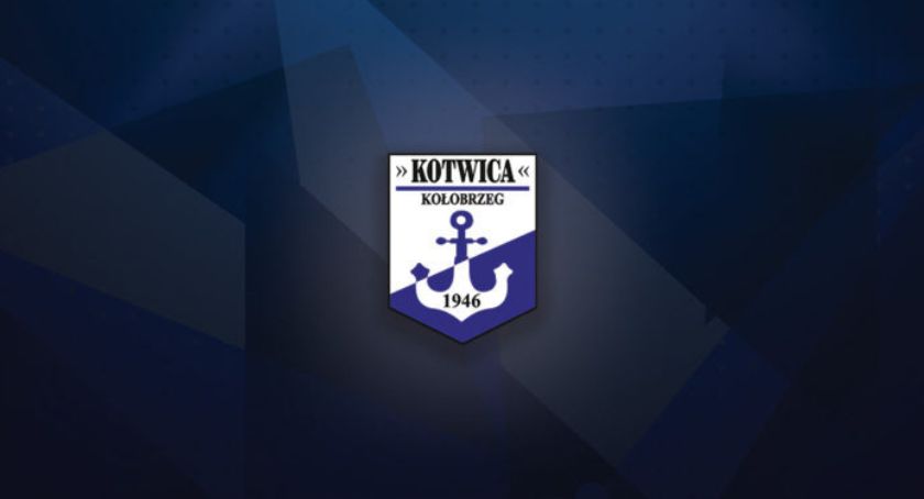 W sobotę Kotwica zagra z zespołem z Gniewina. Kup bilet w przedsprzedaży 