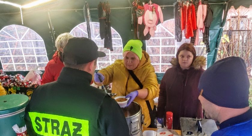 Zbierali pieniądze na rehabilitację Kingi (foto)