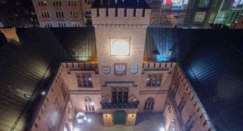 Duża podwyżka dla prezydent. W górę poszły także diety radnych