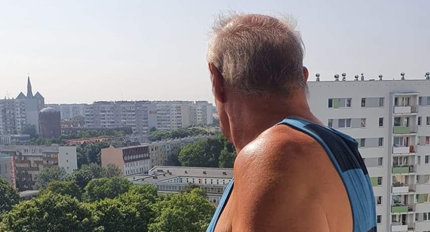 Historia, która przywraca wiarę w ludzi. Okradziony niepełnosprawny mężczyzna otrzymał pomoc i wsparcie
