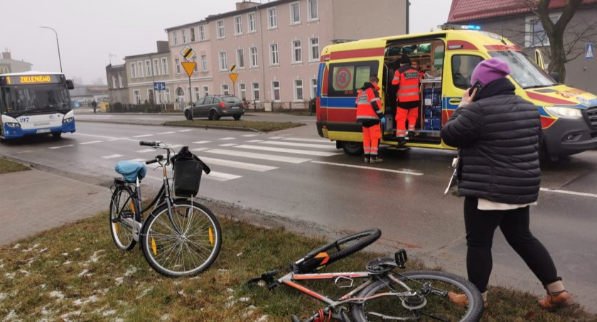 Potrącenie rowerzysty. Sprawca i poszkodowany z mandatami - zobacz dlaczego