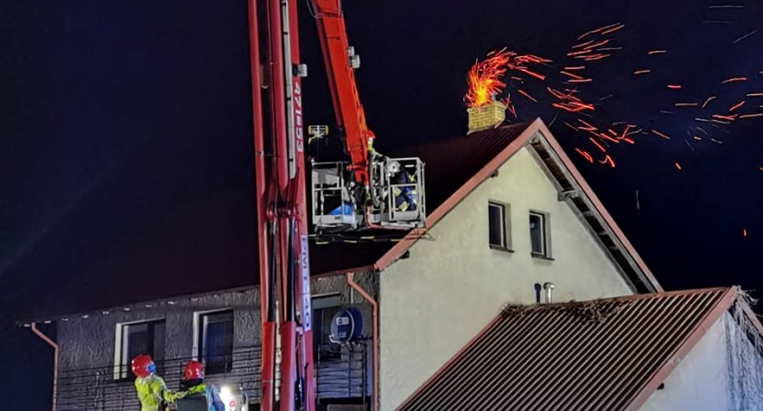 Pożar sadzy przy Tuwima (foto)