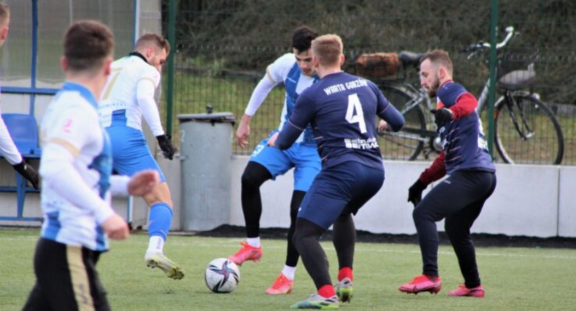 Kotwica ogrywa Wartę Gorzów 3:0