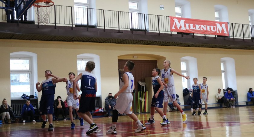 Zapisz swoje dziecko na zajęcia mini koszykówki
